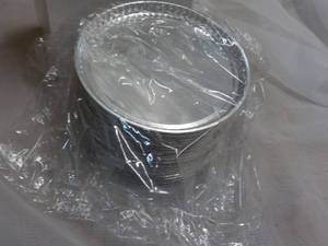 lot 9 image: 400 ct Aluminum Small Pans 4 diameter