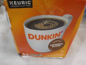 lot 17 image: 44 ct Dunkin Original Blend K Cups...