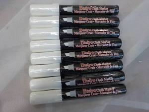 lot 57 image: 8 ct Bistro Chalk Markers...