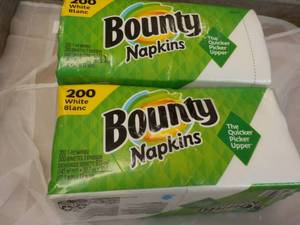 lot 73 image: 2 x 200 ct Bounty Napkins...