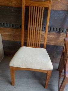 lot 84 image: Mission Style Chair 21 x 44 x 18...