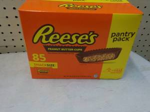 lot 393 image: 85 ct Reeses Snack Size Peanut Butter Cups