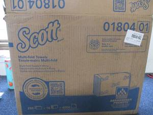lot 100 image: Scott Multi Fold Hand Towels- 4000 total