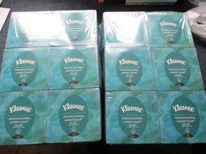 lot 226 image: Kleenex Professional Comfort Touch -12 boxes