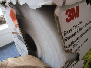 lot 242 image: 3M Sweep and Dust Sheets - 250 sheets