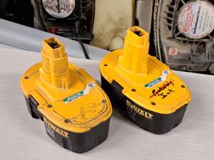 lot 551 image: Lot of (2) DeWalt 18V Cordless Tool Battery Packs DC9096