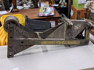 lot 240 image: Greenlee Pipe Adapter Sheave with Pulley
