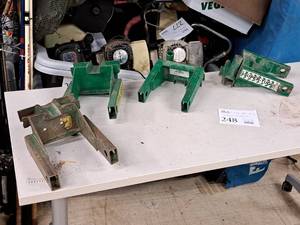 lot 248 image: Lot of (4) Assorted Machine PartsAttachments