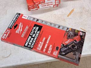 lot 630 image: Lot of (1) Milwaukee 35-38 Thick Metal Compact Portable Band Saw Blades 810 TPI 3-pack