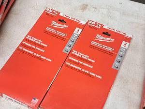 lot 635 image: Lot of (2) Milwaukee 35-38 Thin Metal Compact Portable Band Saw Blades 18 TPI 3-pack