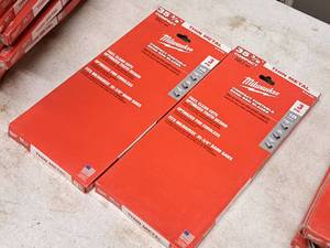 lot 640 image: Lot of (2) Milwaukee 35-38 Thin Metal Compact Portable Band Saw Blades 18 TPI 3-pack