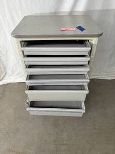 lot 22 image: High Quality Herman Miller for Health Care Emergency Medical Supply 6 Drawer Crash Cart - 36 x 27 x 22 - Great Condition