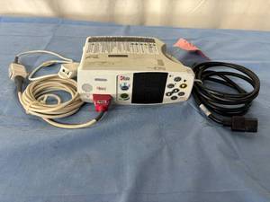 lot 45 image: WOW MSRP $2500 Masimo Set Rainbow Medical Grade&nbspPulse&nbspOximeter Rad 87 With Cables, Finger SPO2 Pulse Sensor Probe - Needs Minor Cleanup  -Works Great For Professionals That Are On The Go & Need Accuracy