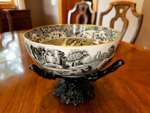 lot 9 image: Vintage Spode Transfer Ware Bowl Black And White With Gold Trim And Stand Measuring 9 Inches In Diameter