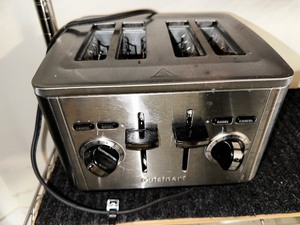 lot 149 image: Cuisinart Four Slice Toaster