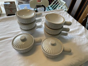 lot 191 image: Set Of Eight Covered Soup Crocks With Handles