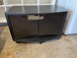 lot 314 image: Black TV Stand Measuring 30 x 18 x 18
