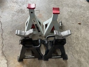 Pair Of Husky 3 Ton Garage Jack Stands And Pair Of 2 Ton Jackstands