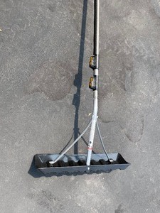 Adjustable Roof Rake