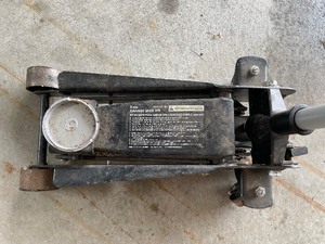 Husky Rolling 3 Ton Garage Jack Kit