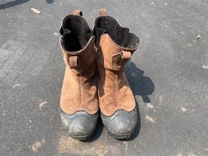 Columbia Mens Boots Size 11