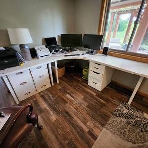 Corner desk setup, contents on top not included, sections one and three measuring 39.5 inches wide by 24 inches deep by 29 inches tall middle section is 47 inches wide by 24 inches deep by 47 inches tall