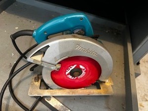Makita 7 14 inch circular saw