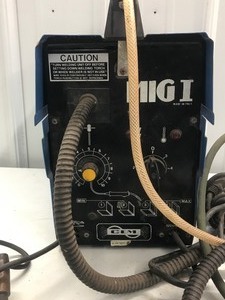 lot 181 image: MIG I Welder