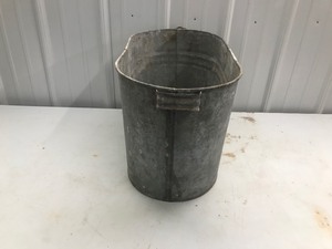 lot 201 image: Vintage Galvanized boiler