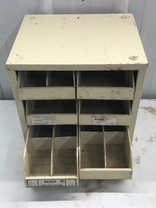 lot 205 image: 6 Drawer Parts Organizer