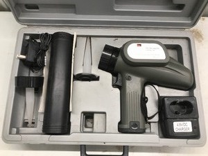 lot 224 image: Rechargeable Cordless Caulking Gun