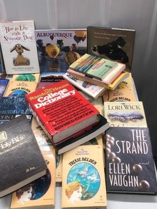 lot 230 image: Lot of Books