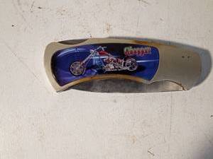 lot 62 image: Large folding knife