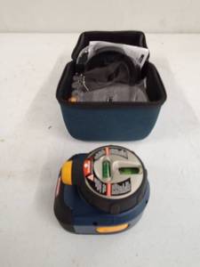 lot 32 image: Air grip laser level in case
