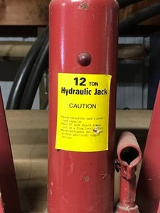 lot 280 image: Pipe Bender with 12 ton Hydraulic Jack & Accessories