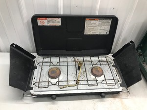lot 296 image: 2 - Camp Stoves  Brinkman & Coleman