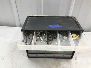 lot 313 image: Parts Organizer with Hardware