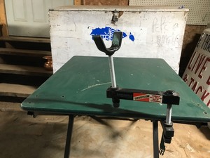 lot 354 image: Gun Shooting Fold Up Bench  Table