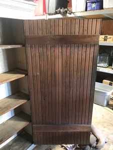 lot 358 image: Vintage Wooden Cabinet