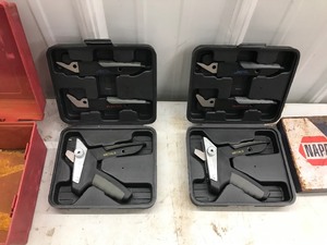 lot 495 image: Toolbox of tools