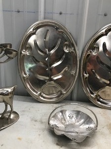 lot 498 image: 2 Platters, Basket dish, 2 candelabras