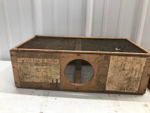 lot 503 image: Blueberry picker and live bee box