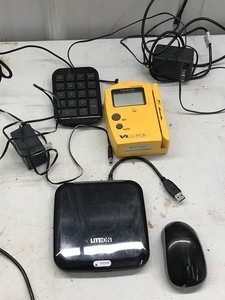 lot 523 image: Lite on DVD, Rom drive, 2 power cords, replacement AC adapter, mouse, SD cards, card com swiper and high speed cablee