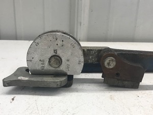 lot 586 image: Rigid tube bender