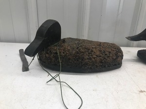 lot 591 image: 2 Vintage duck decoys