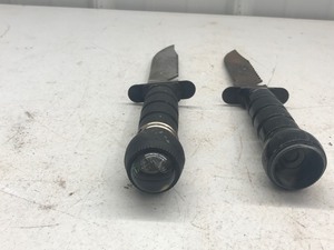 lot 599 image: 2 survival knives