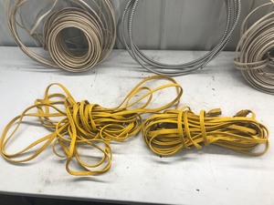 lot 620 image: 2 extension cords and electrical wiring