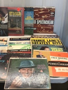 lot 659 image: Lot of vinyl records