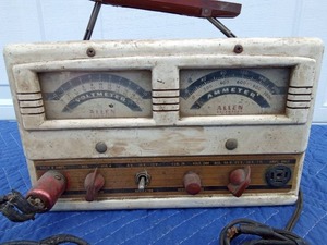 lot 537 image: Vintage Allen Kalamazoo voltmeterammeter