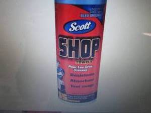 lot 22 image: Scott 75147 Shop Towels, Standard R...